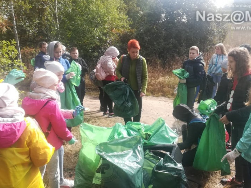 #sprzątaMY - mławscy uczniowie w akcji