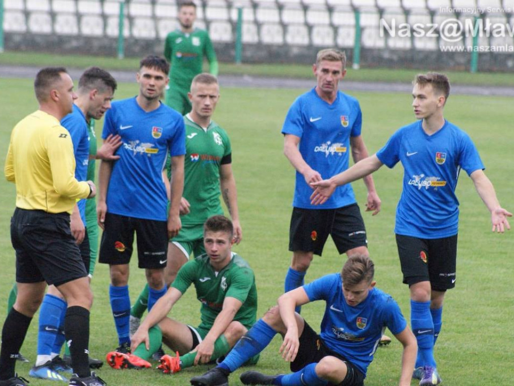 Sukces w meczu na szczycie. Po kartce padły gole