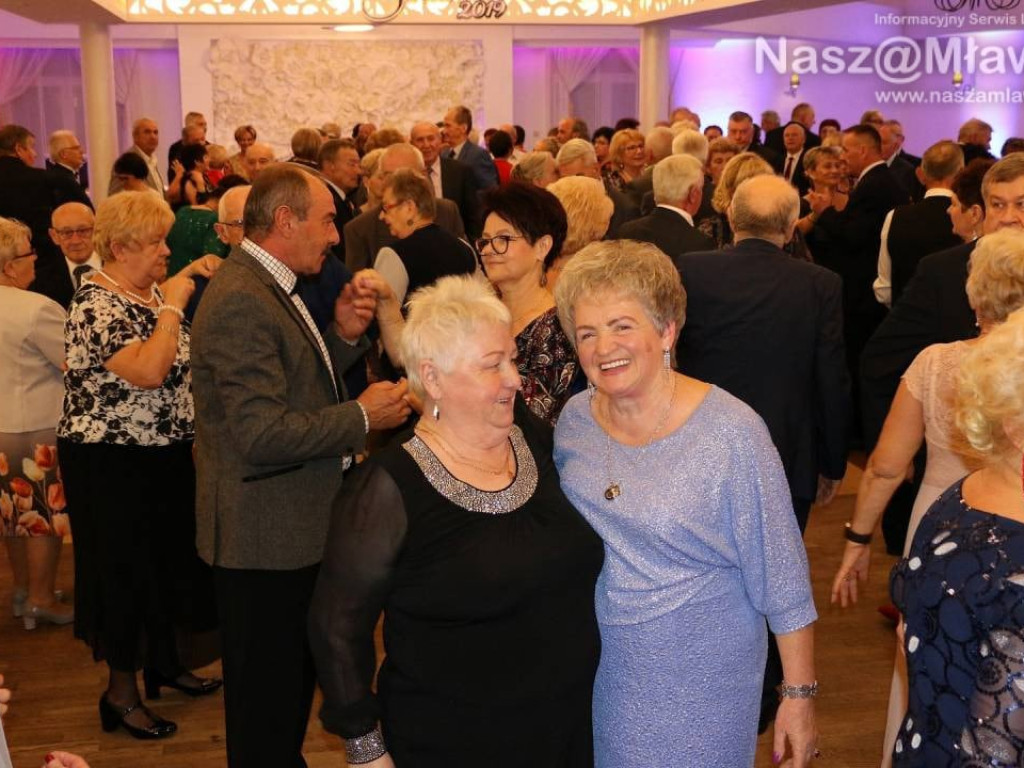 Ach, co to był za bal. Do tańca ruszyło 70 par