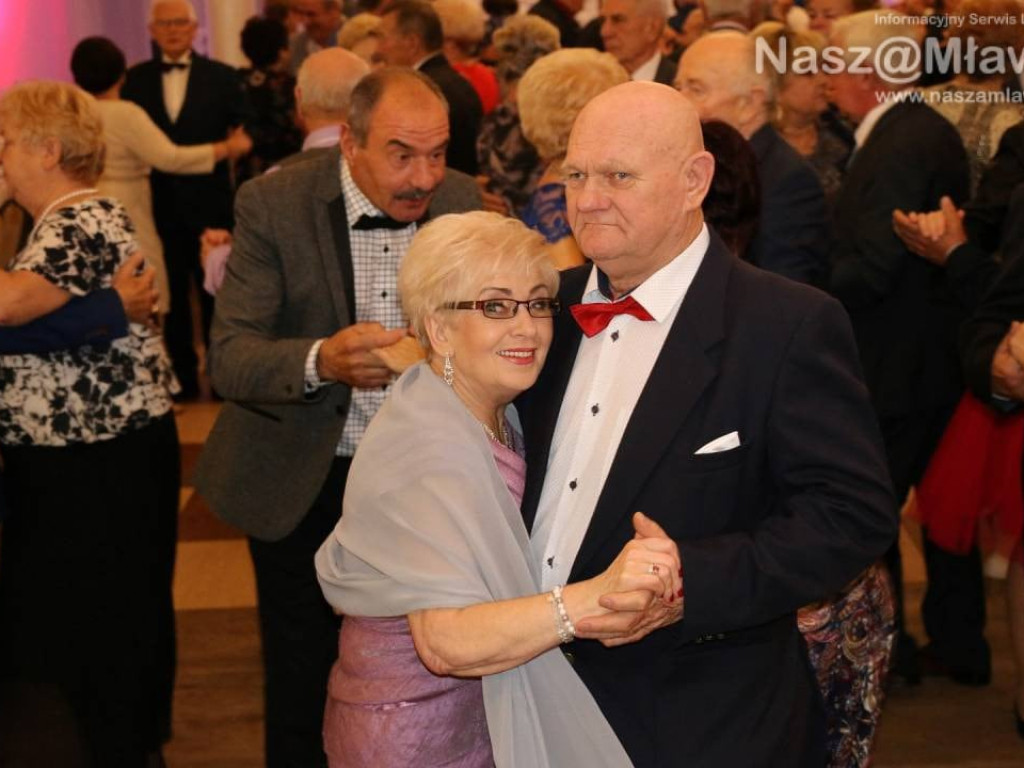 Ach, co to był za bal. Do tańca ruszyło 70 par