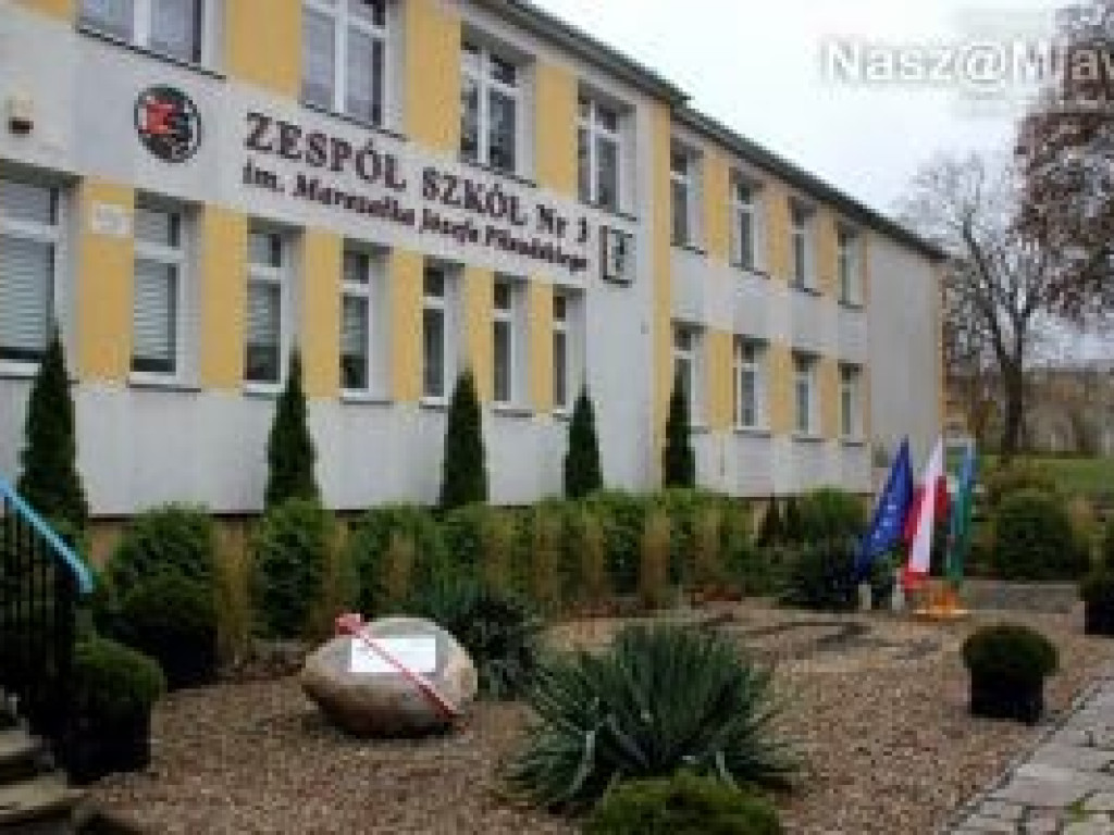 Przybyli ułani pod... ZS nr 3