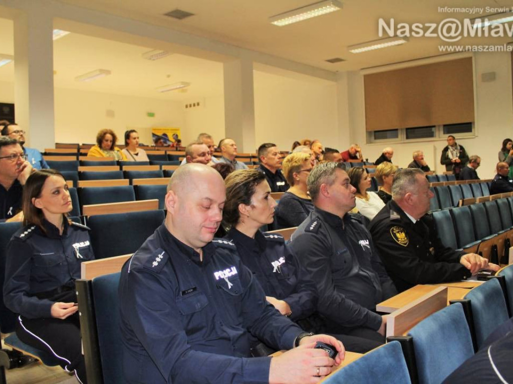 O tragedii w centrum Mławy i wypadku pod Głużkiem na debacie