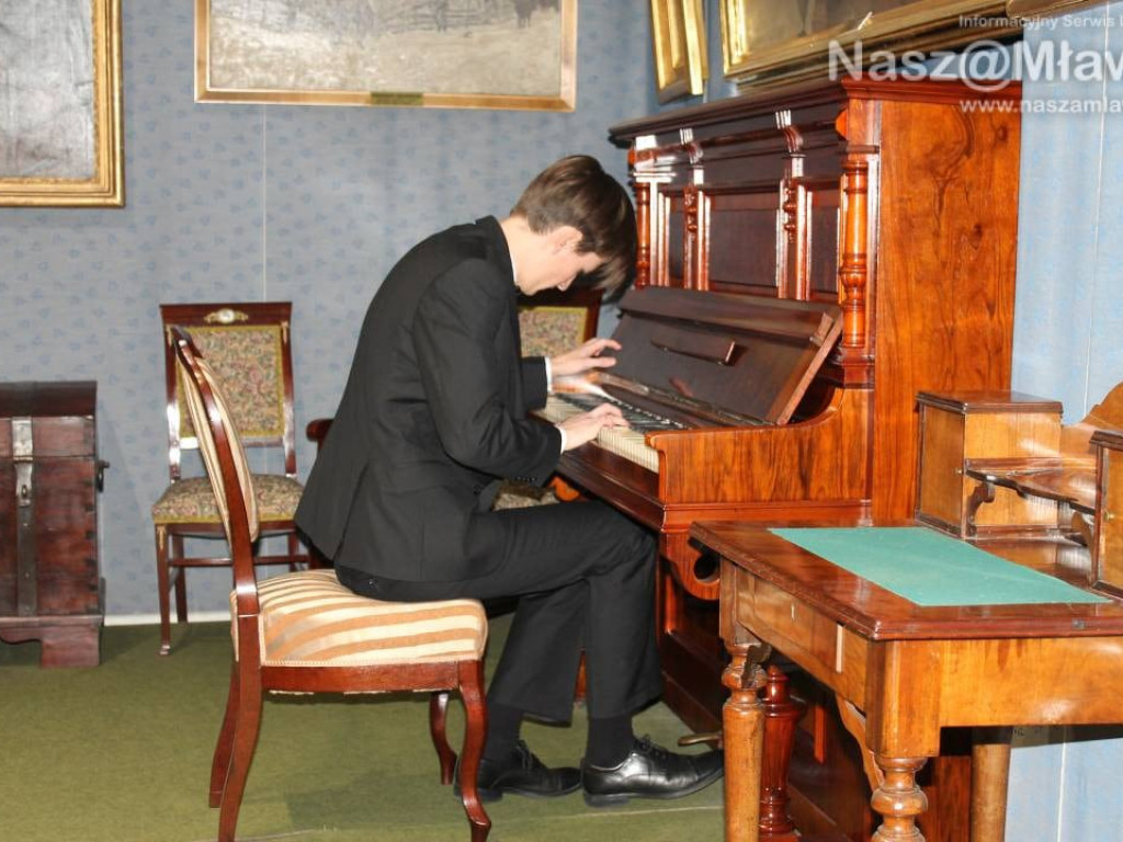 Obrazy w 3D i skarby z magazynu...