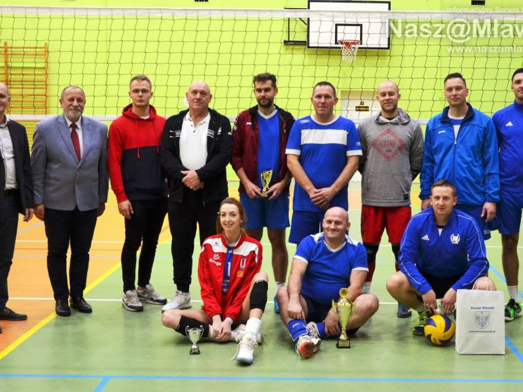 Mławska drużyna policji niepokonana