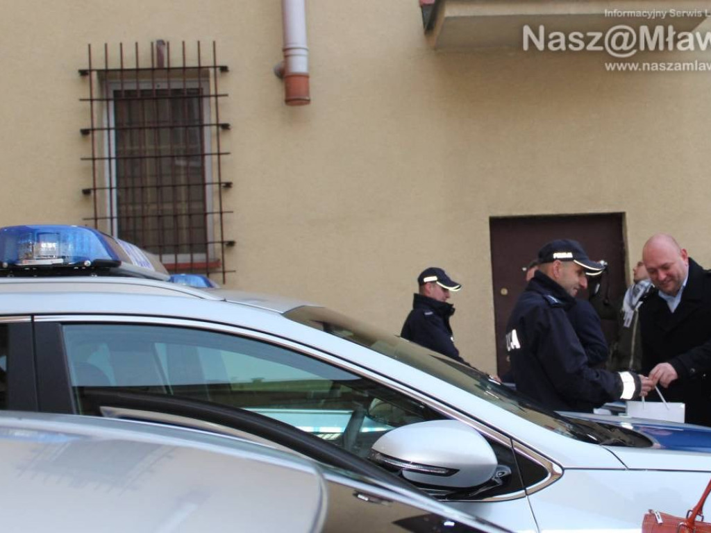 Mławska komenda ma nowe samochody [ZDJĘCIA I FILMY]