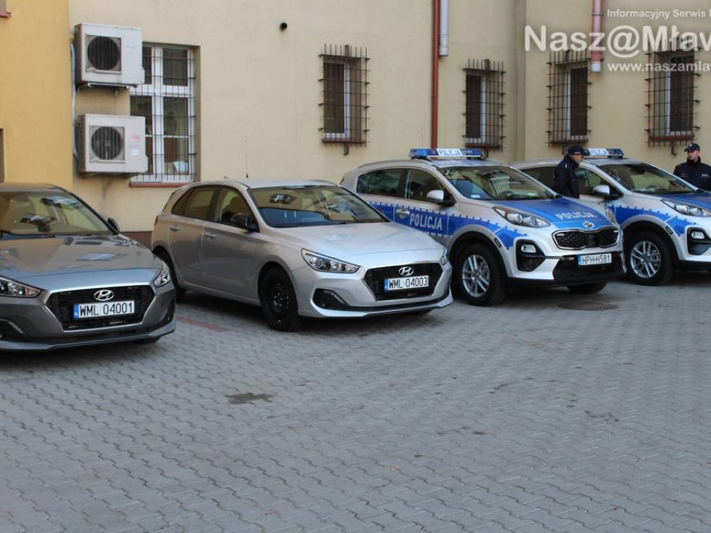 Mławska komenda ma nowe samochody [ZDJĘCIA I FILMY]