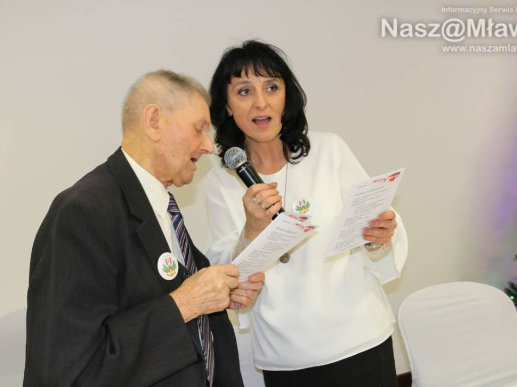 Spotkanie przy świątecznym stole