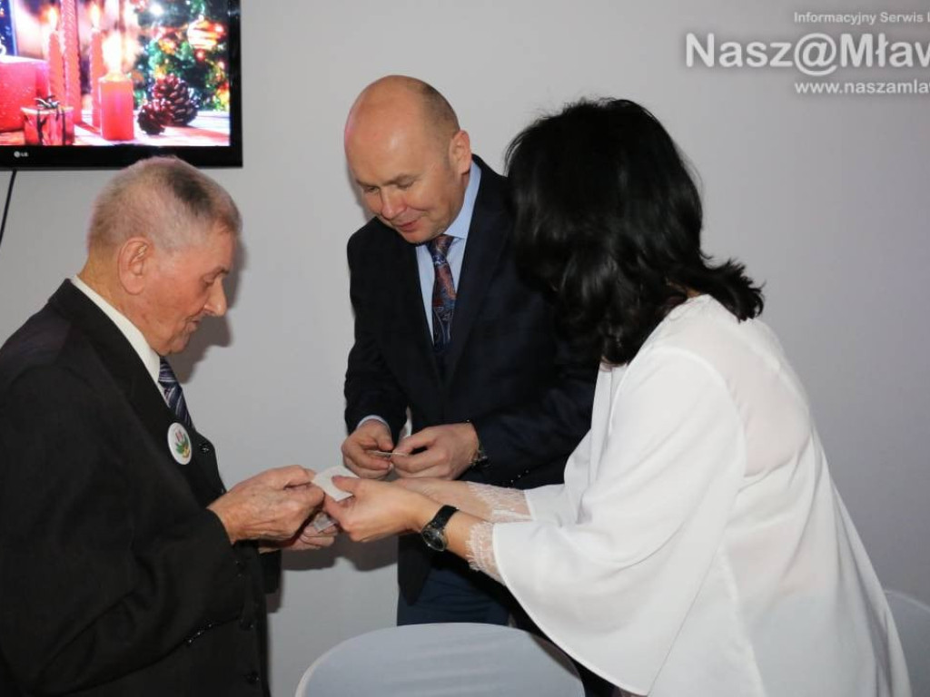 Spotkanie przy świątecznym stole