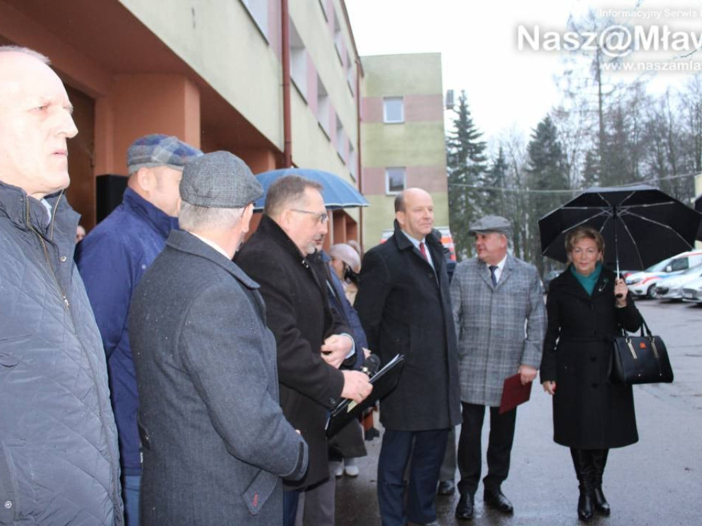 Mławski szpital ma nową karetkę