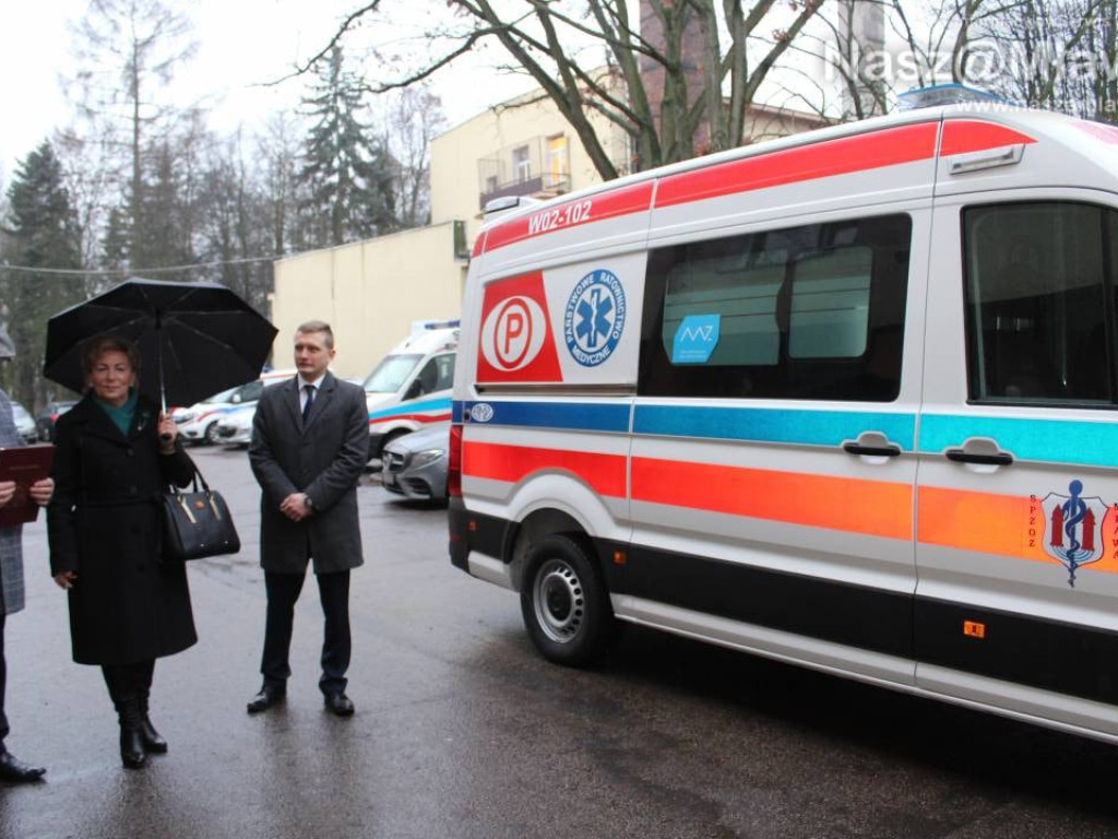 Mławski szpital ma nową karetkę