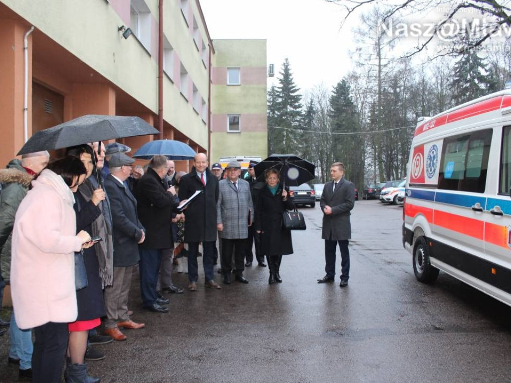 Mławski szpital ma nową karetkę