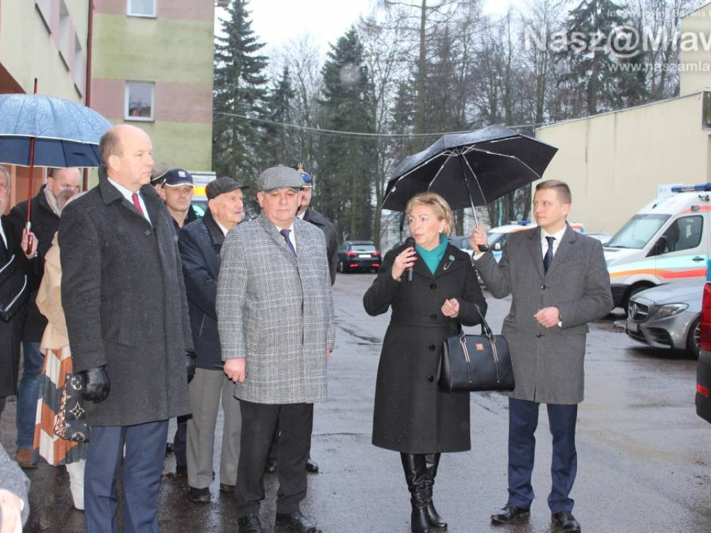 Mławski szpital ma nową karetkę