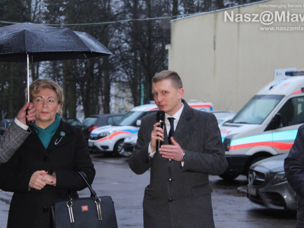 Mławski szpital ma nową karetkę
