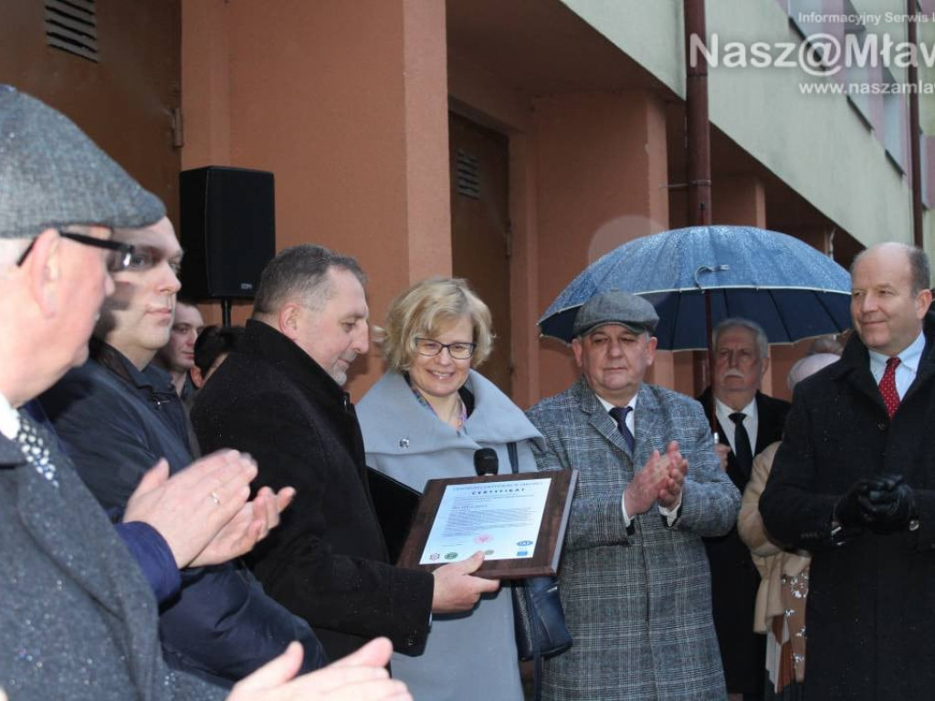 Mławski szpital ma nową karetkę