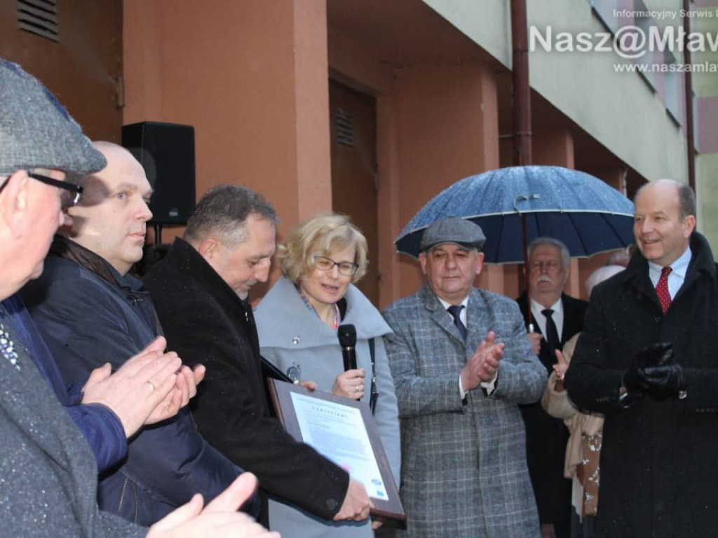 Mławski szpital ma nową karetkę