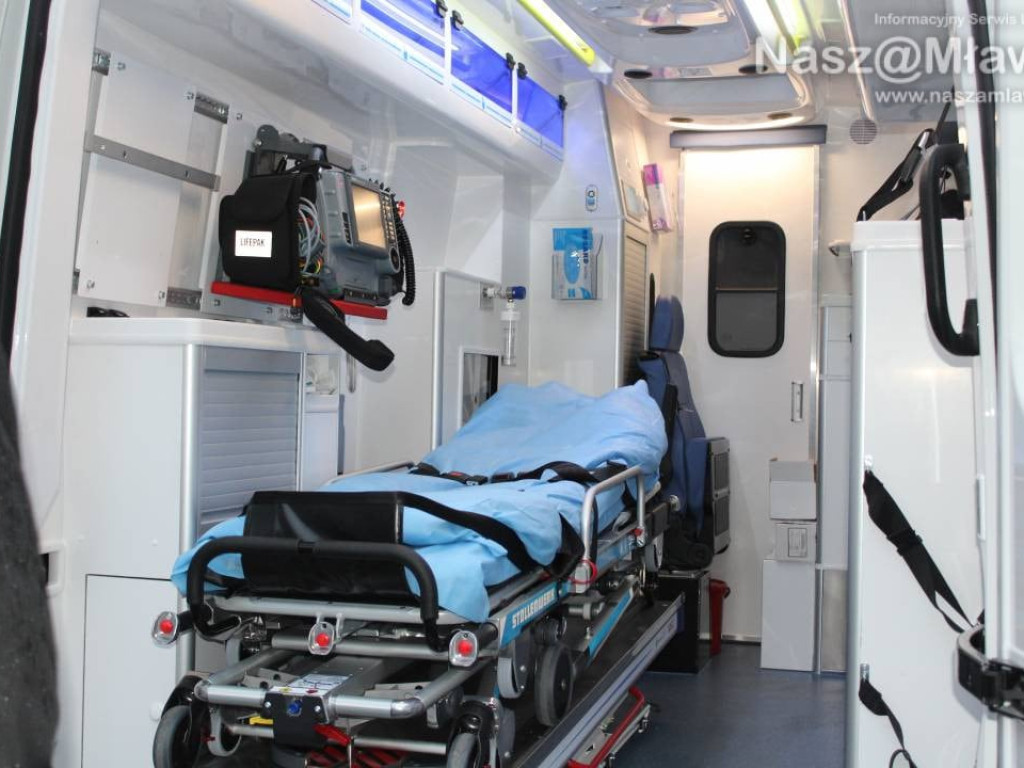 Mławski szpital ma nową karetkę