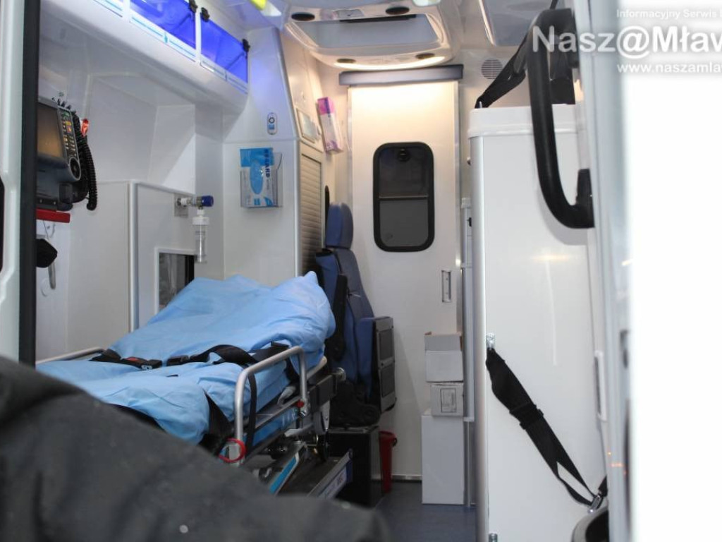 Mławski szpital ma nową karetkę