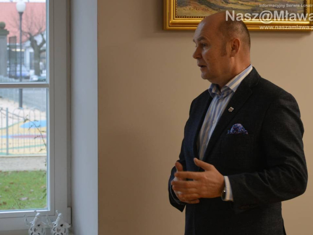 Uzdolnieni docenieni stypendiami burmistrza Mławy. FOTORELACJA