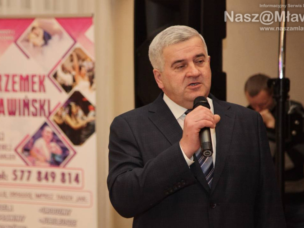 Poloneza czas zacząć. Studniówka 2020 w Radzanowie