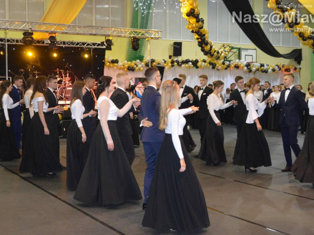 Studniówka 2020 w I Liceum Ogólnokształcącym (FOTORELACJA)