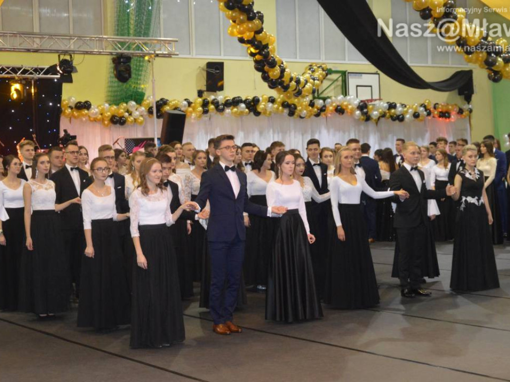 Studniówka 2020 w I Liceum Ogólnokształcącym (FOTORELACJA)