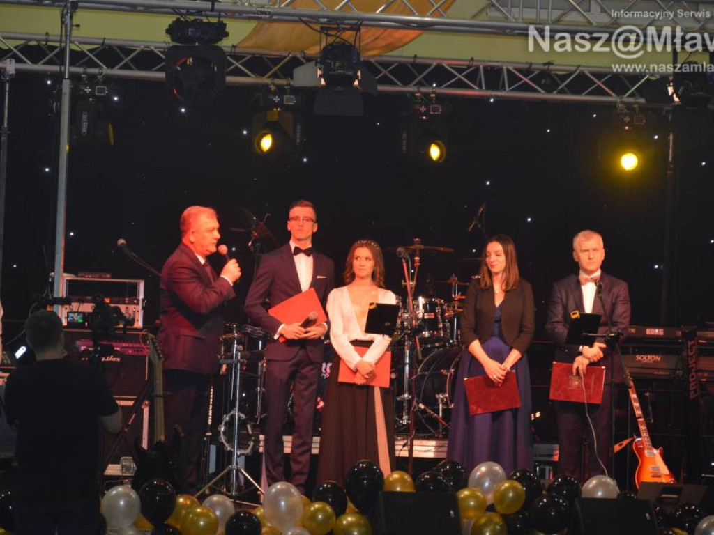 Studniówka 2020 w I Liceum Ogólnokształcącym (FOTORELACJA)