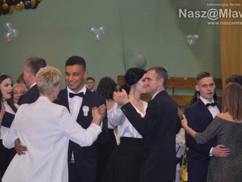 Studniówka 2020 w I Liceum Ogólnokształcącym (FOTORELACJA)