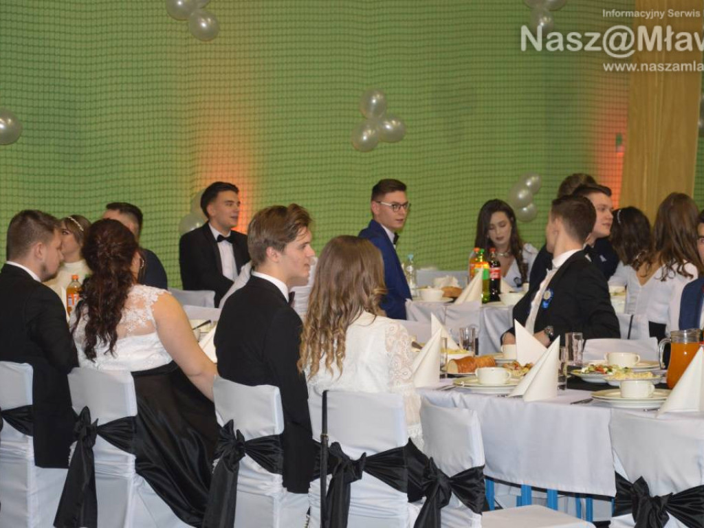 Studniówka 2020 w I Liceum Ogólnokształcącym (FOTORELACJA)