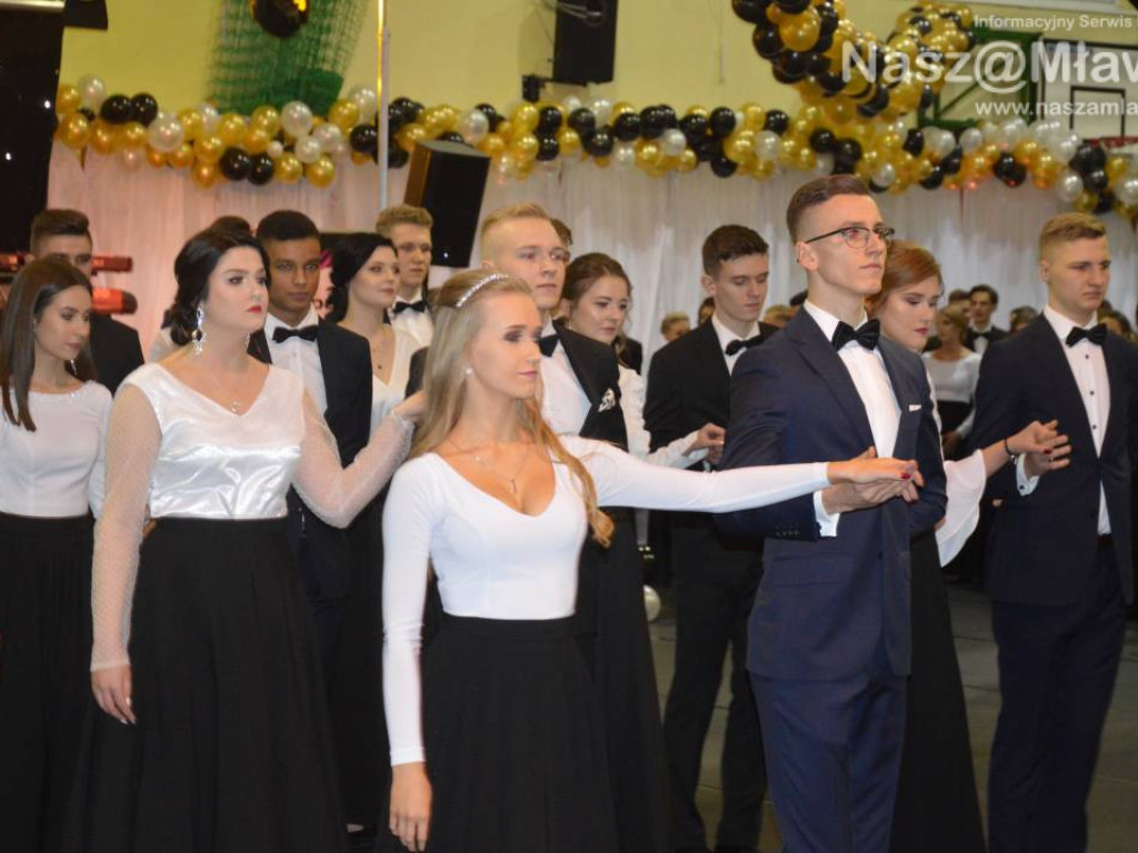 Studniówka 2020 w I Liceum Ogólnokształcącym (FOTORELACJA)