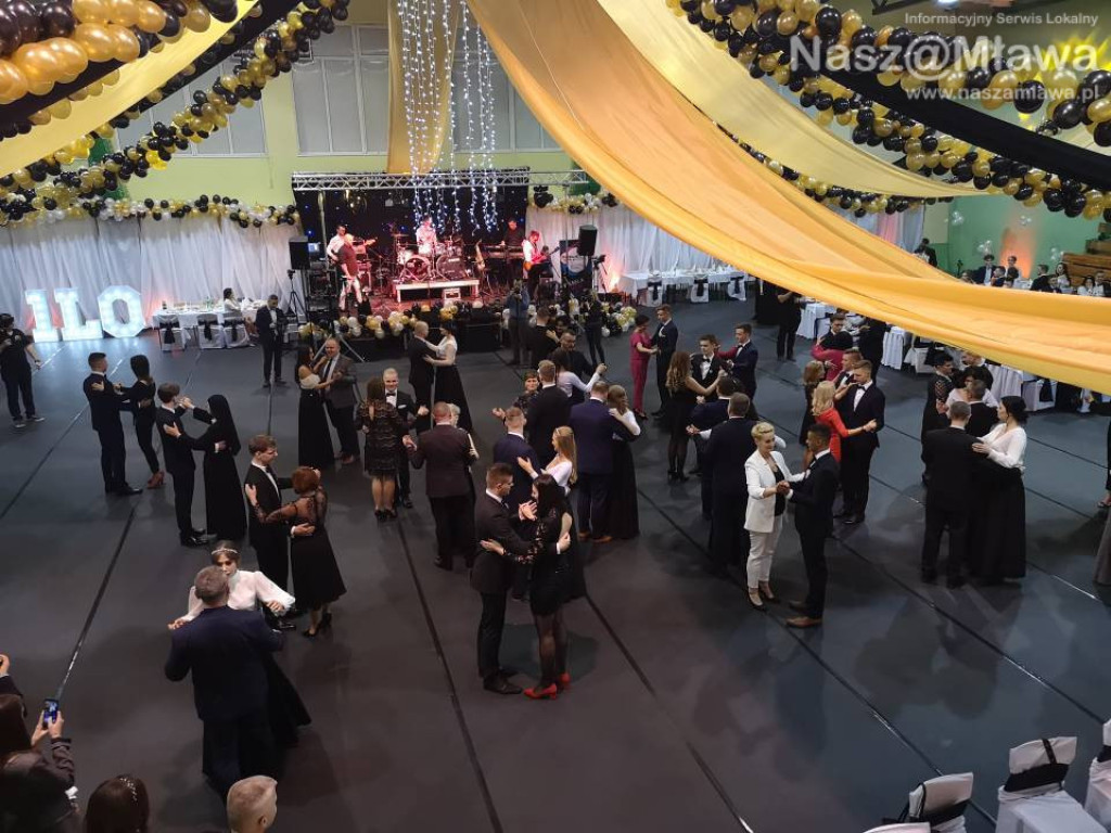 Studniówka 2020 w I Liceum Ogólnokształcącym (FOTORELACJA)