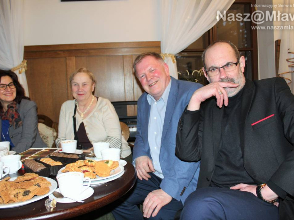 Wystawa malarsko-fotograficzna ZTZZ w Dąbku