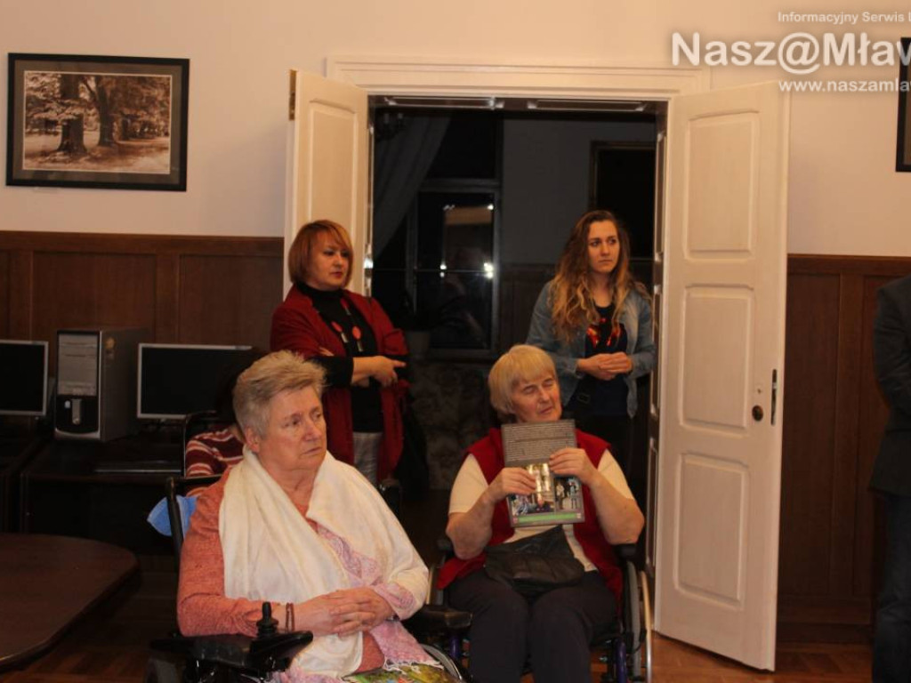 Wystawa malarsko-fotograficzna ZTZZ w Dąbku