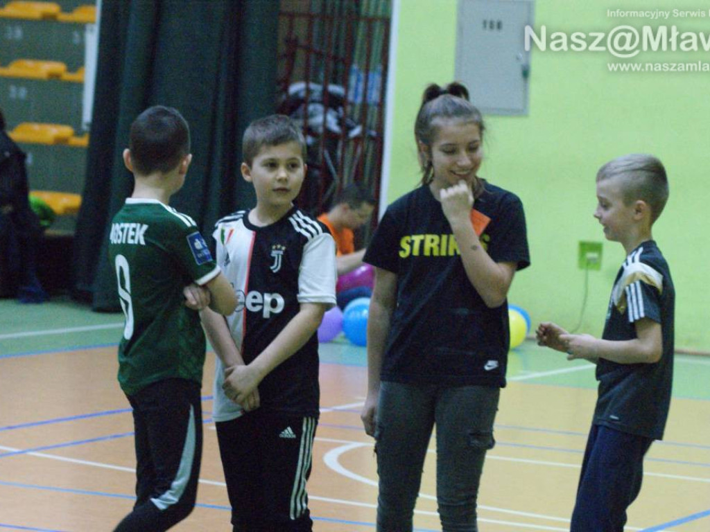 Czarki z głównym trofeum. Oldboye na trzecim