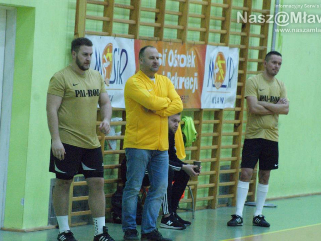 Czarki z głównym trofeum. Oldboye na trzecim
