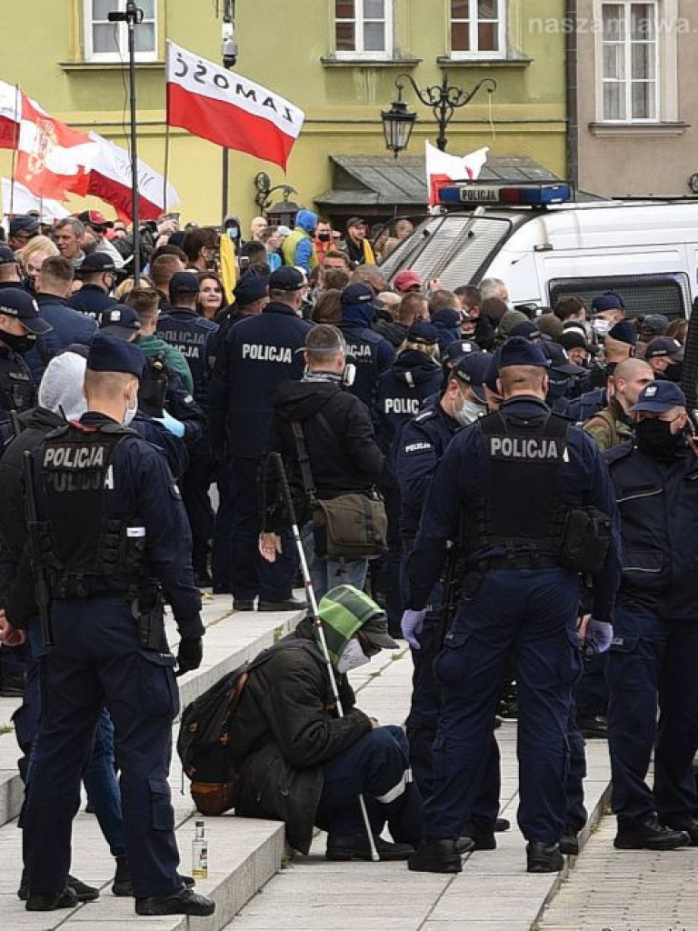 Emocjonujący protest przedsiębiorców w Warszawie. ZDJĘCIA I FILMY