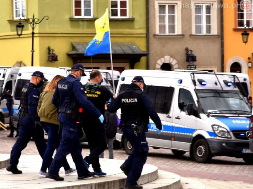 Emocjonujący protest przedsiębiorców w Warszawie. ZDJĘCIA I FILMY