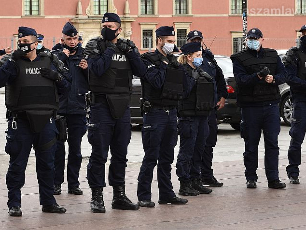 Emocjonujący protest przedsiębiorców w Warszawie. ZDJĘCIA I FILMY