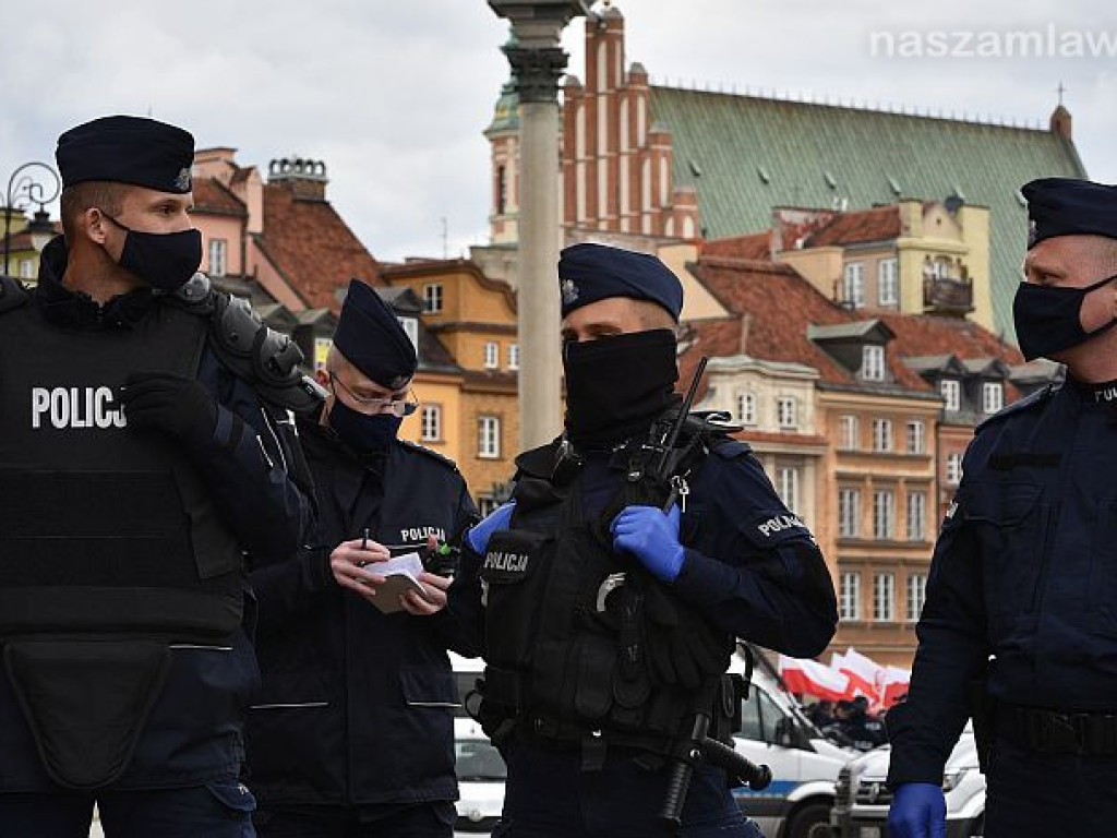 Emocjonujący protest przedsiębiorców w Warszawie. ZDJĘCIA I FILMY