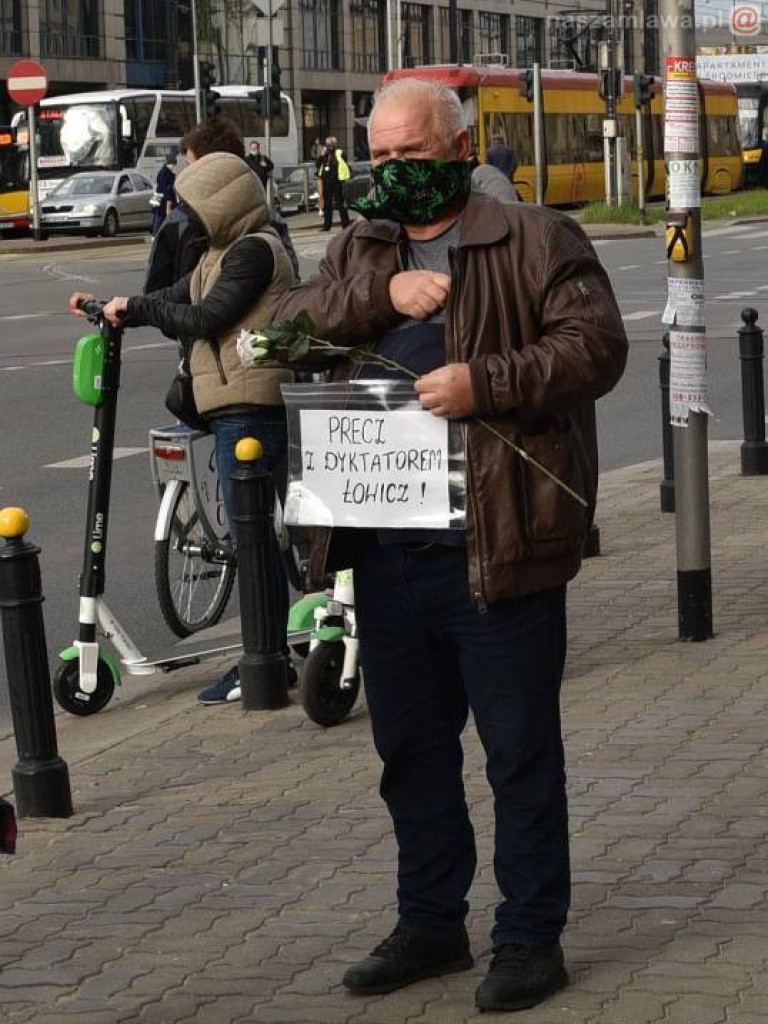 Emocjonujący protest przedsiębiorców w Warszawie. ZDJĘCIA I FILMY