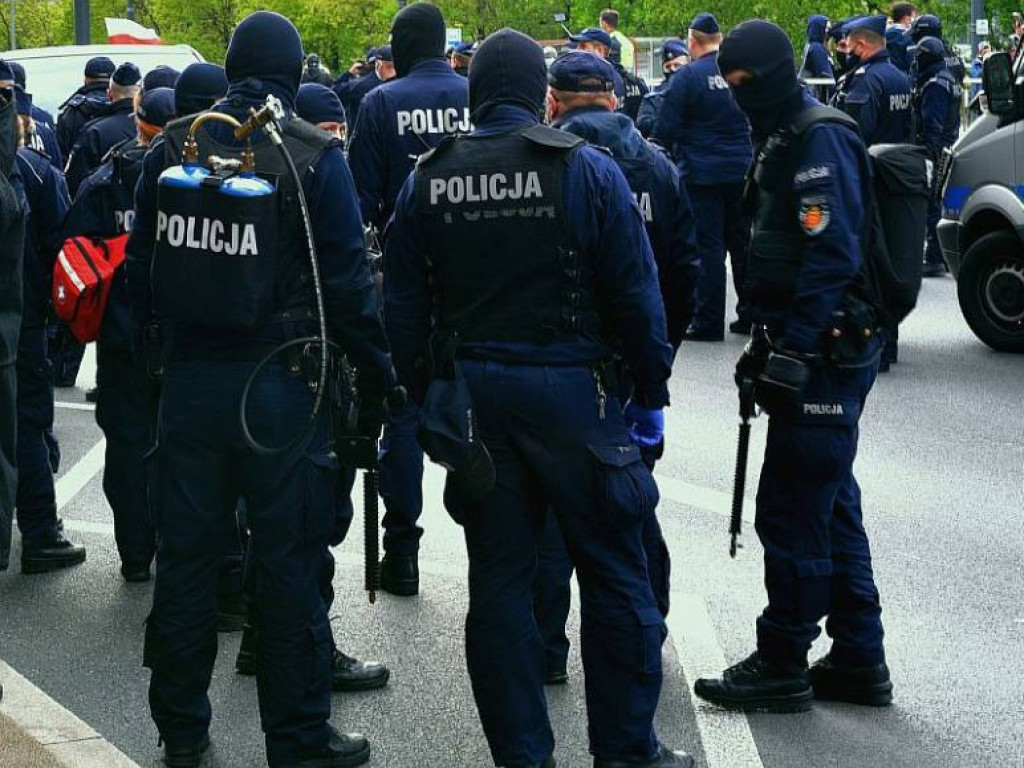 Emocjonujący protest przedsiębiorców w Warszawie. ZDJĘCIA I FILMY