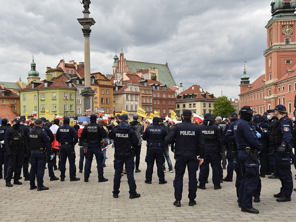 Emocjonujący protest przedsiębiorców w Warszawie. ZDJĘCIA I FILMY