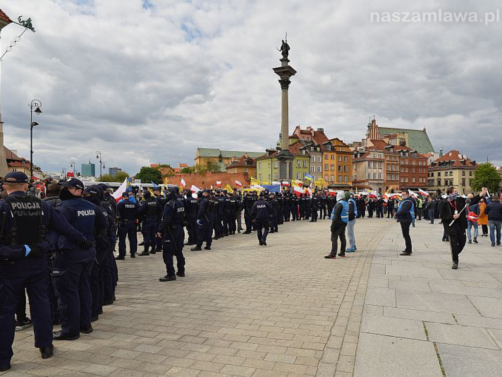 Emocjonujący protest przedsiębiorców w Warszawie. ZDJĘCIA I FILMY