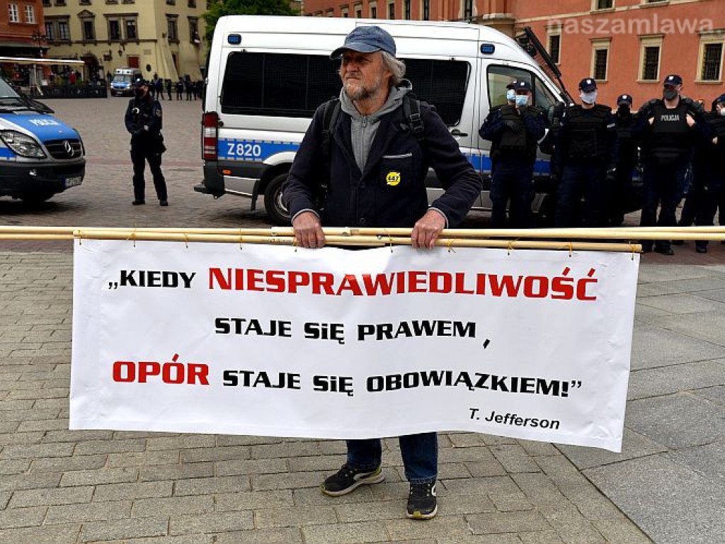 Emocjonujący protest przedsiębiorców w Warszawie. ZDJĘCIA I FILMY
