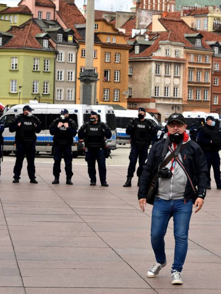 Emocjonujący protest przedsiębiorców w Warszawie. ZDJĘCIA I FILMY