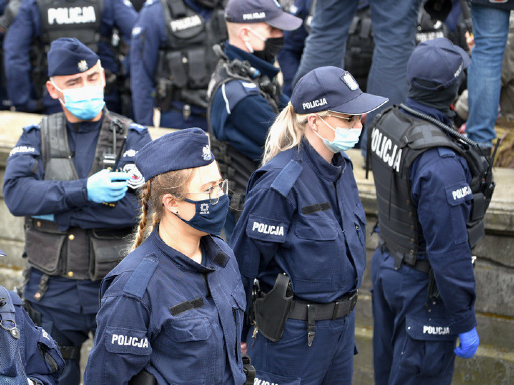 Protest w Warszawie. Nasza relacja [ZDJĘCIA i FILMY]