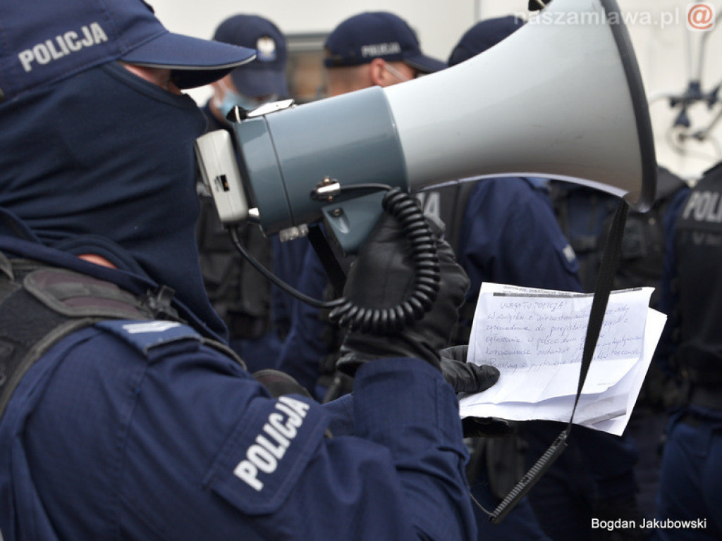Protest w Warszawie. Nasza relacja [ZDJĘCIA i FILMY]