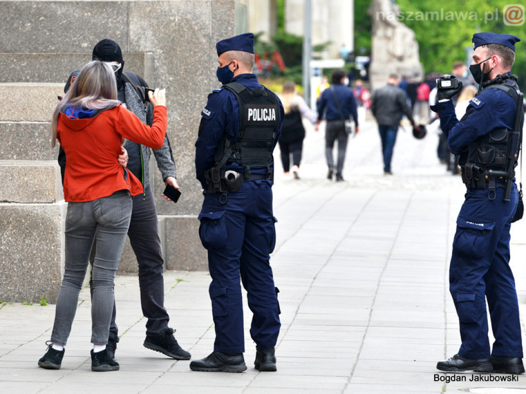 Protest w Warszawie. Nasza relacja [ZDJĘCIA i FILMY]