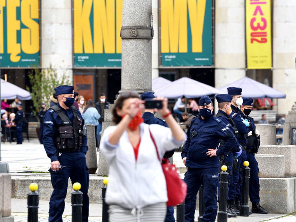 Protest w Warszawie. Nasza relacja [ZDJĘCIA i FILMY]