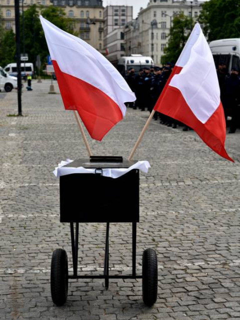 Protest w Warszawie. Nasza relacja [ZDJĘCIA i FILMY]