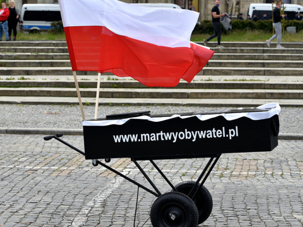 Protest w Warszawie. Nasza relacja [ZDJĘCIA i FILMY]